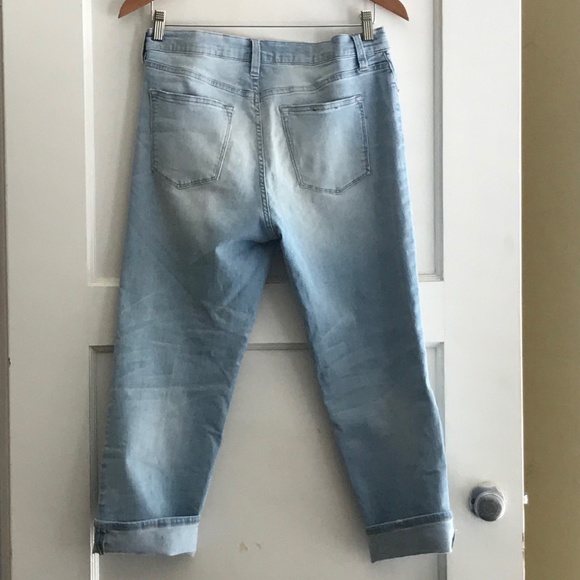 Soft, high-waisted vintage cropped, stretch jeans - Picture 2 of 7